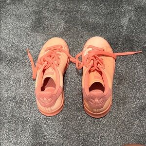 Adidas Men’s Coral Sneakers